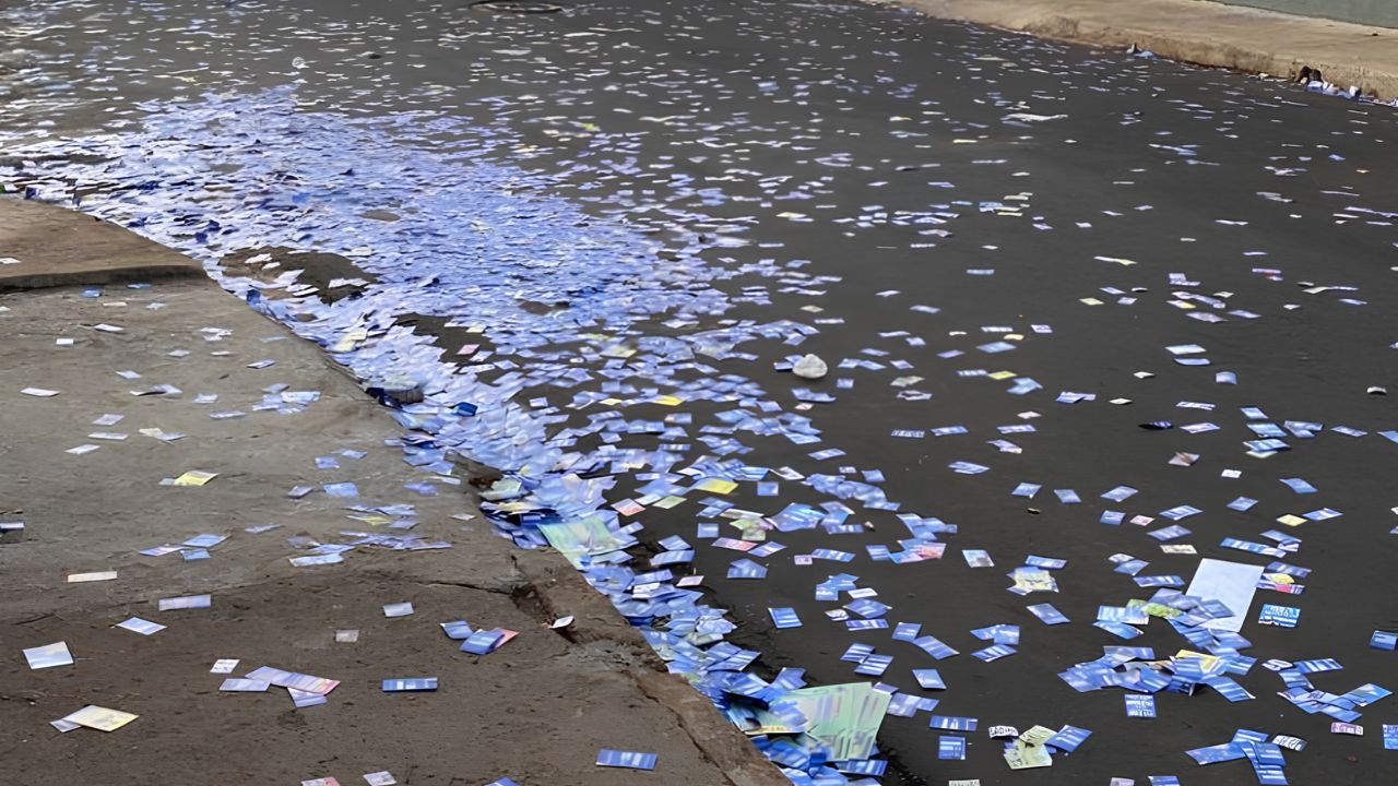 santinhos boca de urna - preso durante a eleição