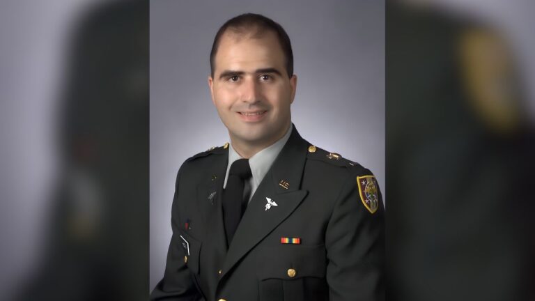 Trump autoriza a primeira execução transmitida por fuzilamento de um militar desde a Segunda Guerra Mundial
