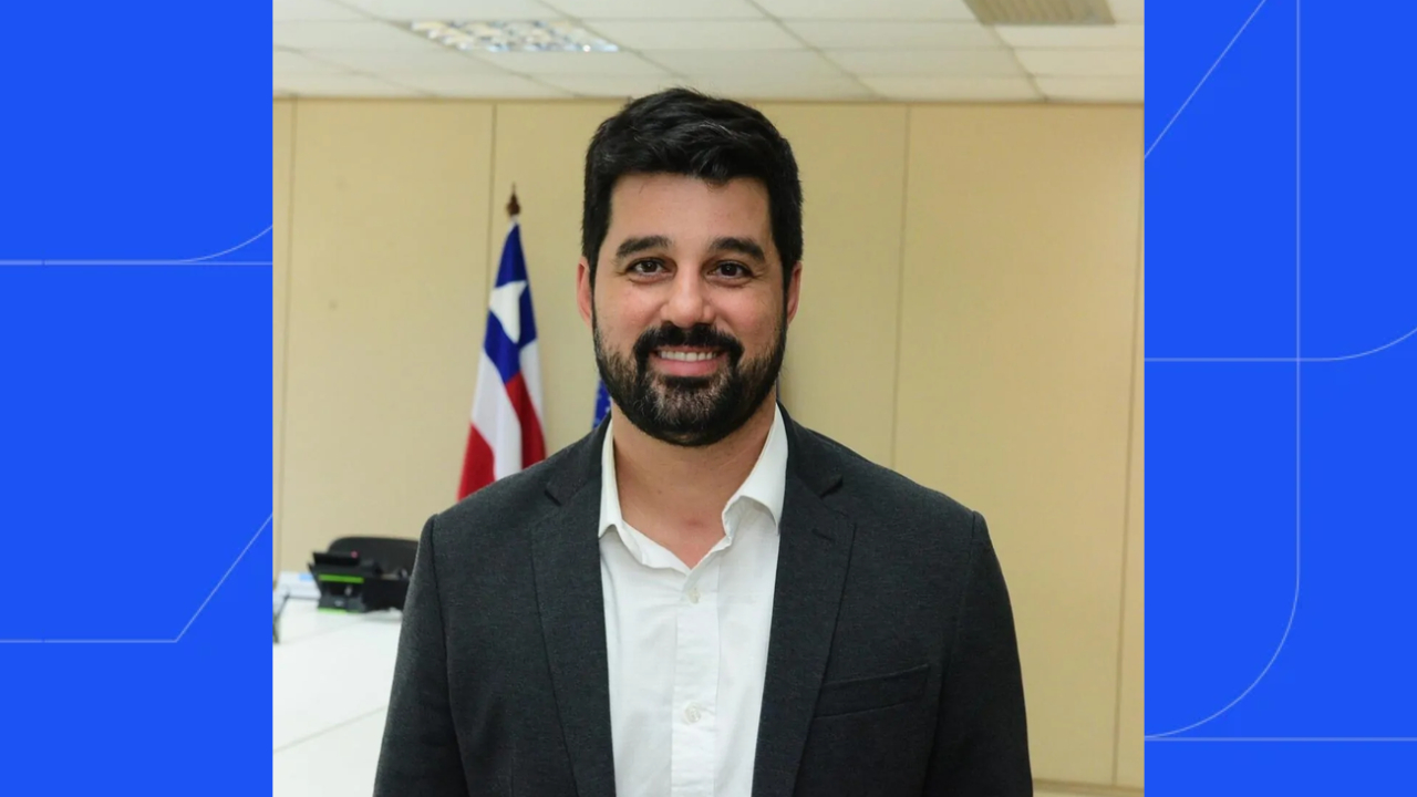 Pablo Souza, secretário de Mobilidade de Salvador, é alvo de ordem de prisão do TRE-BA após denúncias de redução da frota de ônibus no segundo turno Pablo Souza, secretário de Mobilidade de Salvador, é alvo de ordem de prisão do TRE-BA após denúncias de redução da frota de ônibus no segundo turno