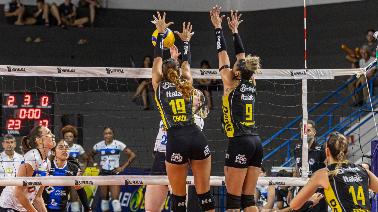 Praia Clube e Pinheiros na estreia da Superliga 26/27